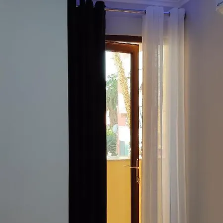 Apartmanhotel Kompleks Alb Adriatik Desiree' House *